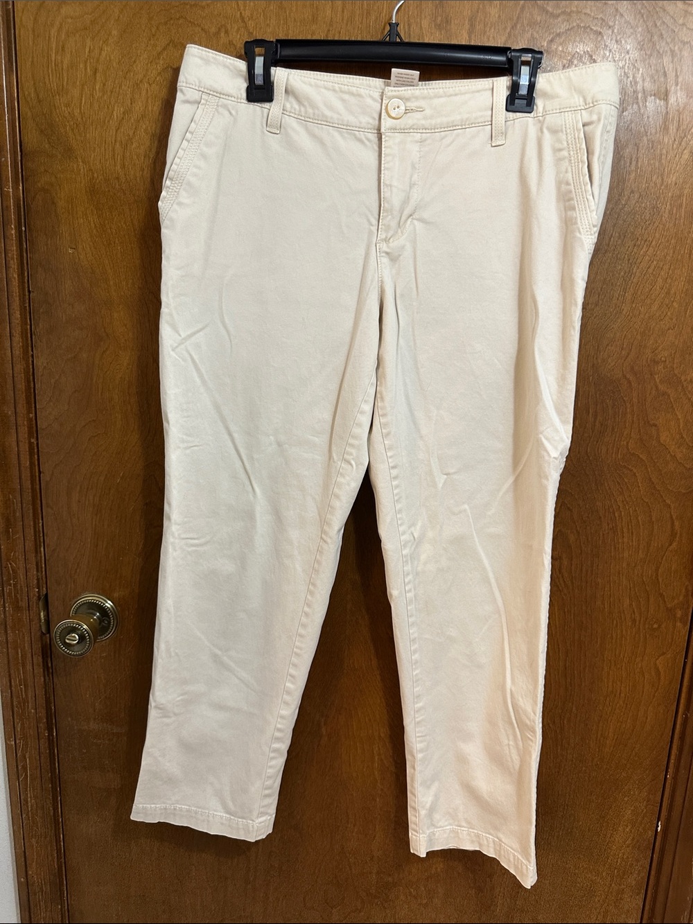 Sonoma Women's Cream Capris